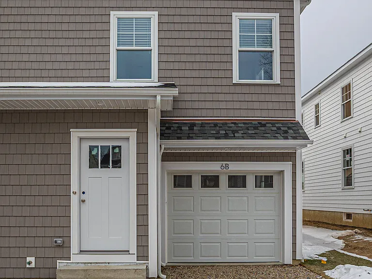6 Edgewood St — Photo 4