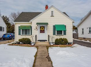 222 Lake Breeze Park, Irondequoit, NY 14622