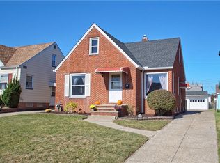 5614 Pelham Dr, Parma, OH 44129