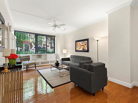 2nd image of 16 W 16th St #1