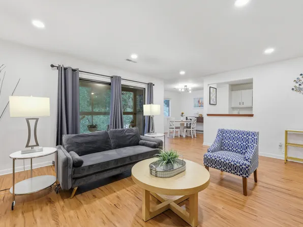 87 Ashley Hall Plantation Rd APT 3, Charleston, SC 29407