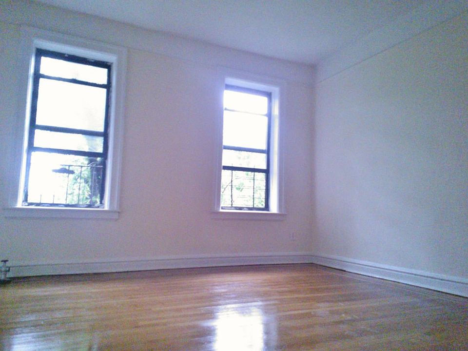 1st image of 23 W 88th St APT 4F