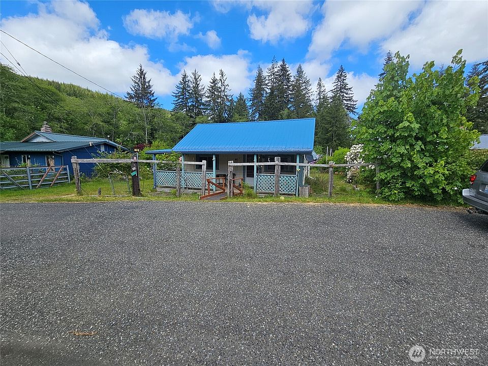 1st image of 170 Bloedel Boulevard W