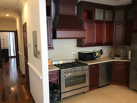 Rented by Compass | media 19