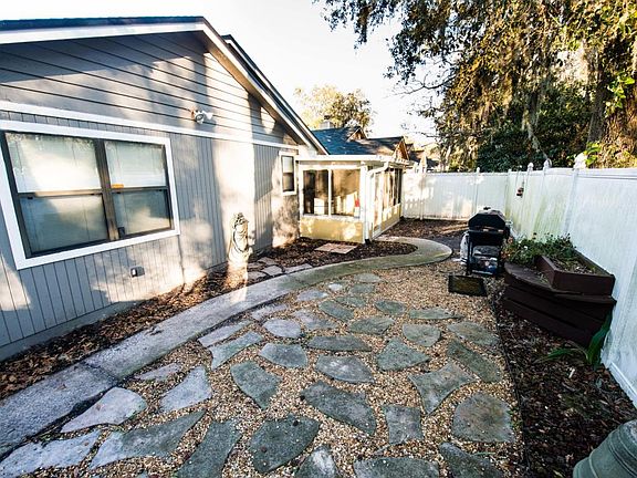 5th image of 4350 Lake Woodbourne Dr S