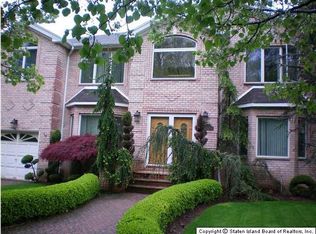 404 Poillon Ave, Staten Island, NY 10312