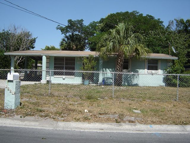 1st image of 3007 N Arrow St