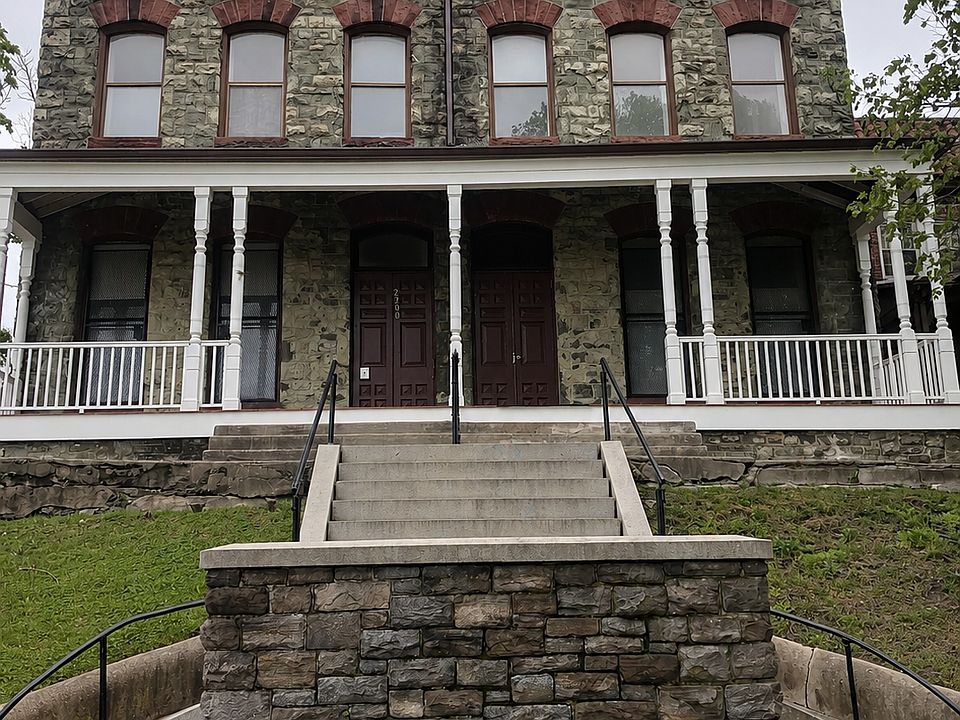 Beautiful Historic Building with Controlled Access