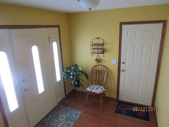 2nd image of 702 N Boulder Dr