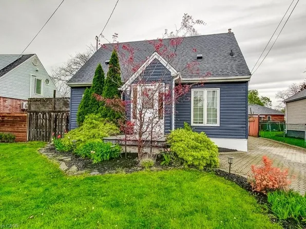 114 2nd St N, Hamilton, ON L8G 1Z4
