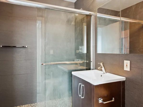 45 West 67th Street 22B image 3 of 4