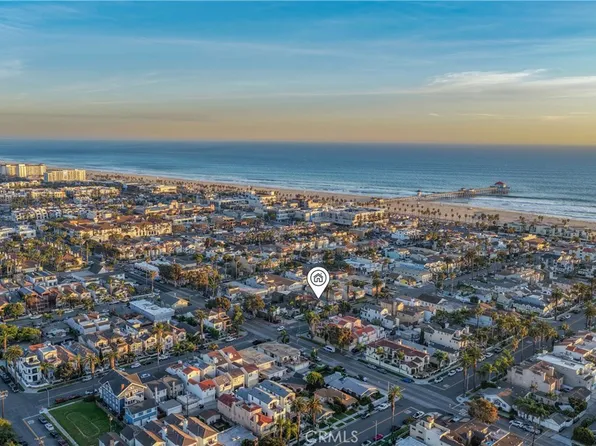 318 8th St, Huntington Beach, CA 92648