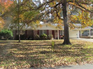 1403 Chestnut St, Crossett, AR 71635