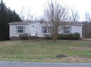 4887 Oak Branch Ln, Walkertown, NC 27051