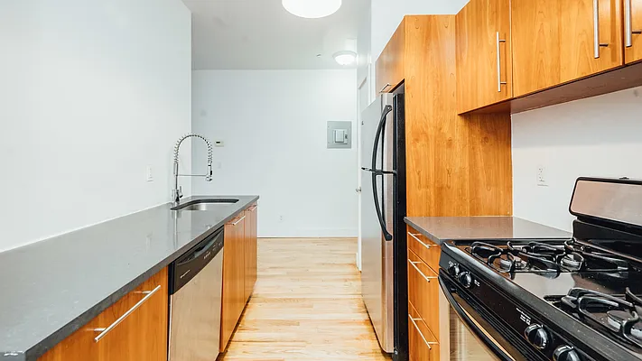Rented by Nooklyn NYC LLC | media 21