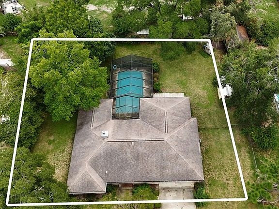 4th image of 7729 Beachview St