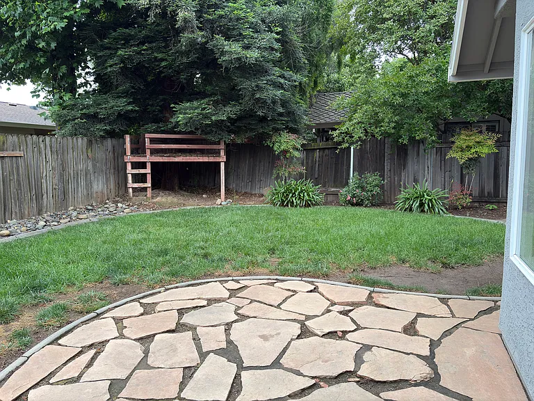 1786 Corsica Dr — Photo 17