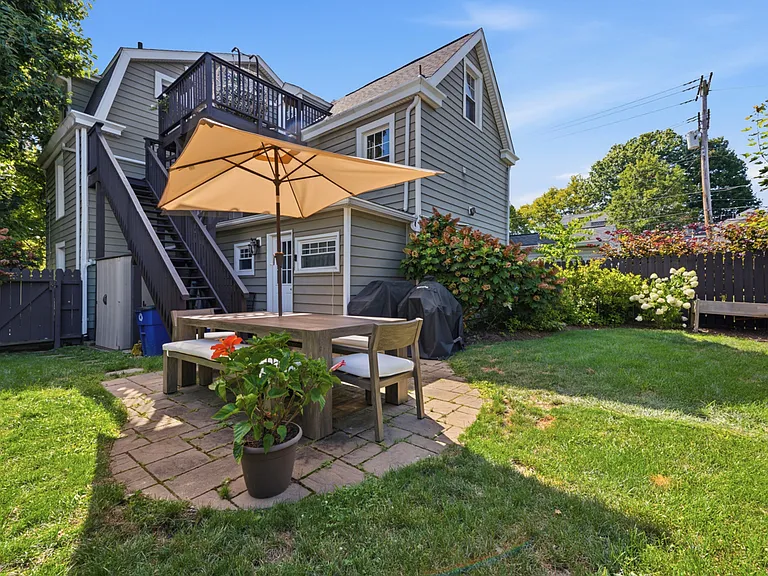305 Centennial Ave — Photo 37