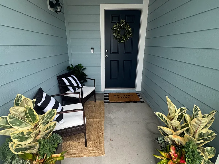 292 Islander Circle St — Photo 1