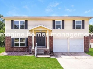 2904 Sean Pkwy, Saint Louis, MO 63129