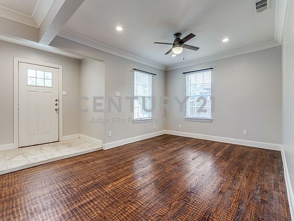2nd image of 1124 S Marlborough Ave