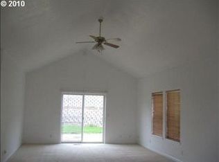 105 NW Mellor Loop, Winston, OR 97496