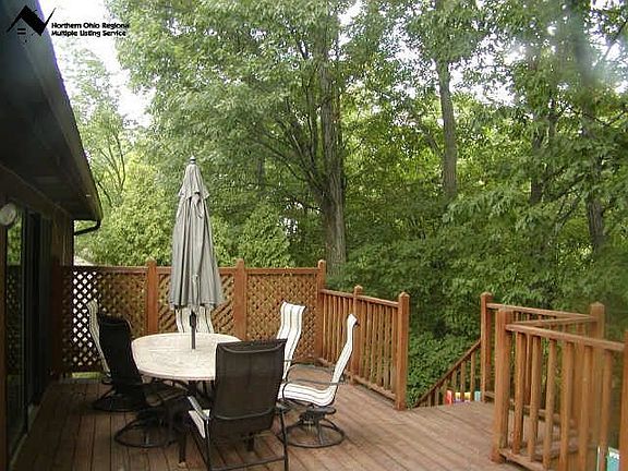 Deck off of kitchen/great room