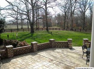 58 Old Camargo Rd, Fayetteville, TN 37334