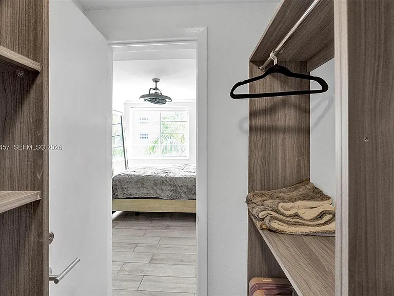 1460 Ocean Dr #305 — Photo 8