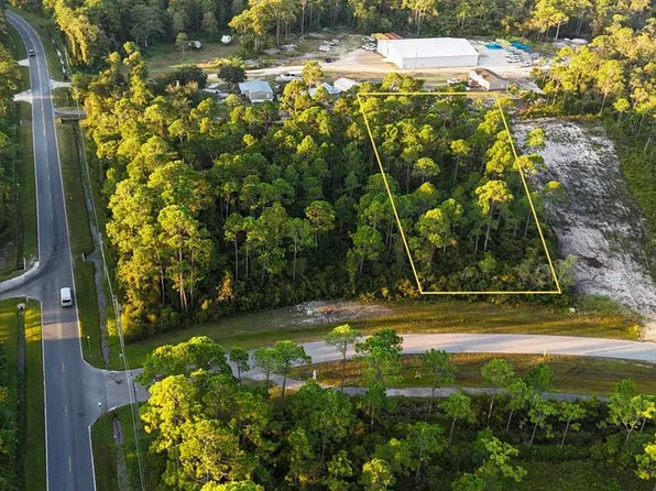 396 Ridgecrest Pkwy, Eastpoint, FL 32328