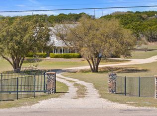 410 Lanyard Dr, Bluff Dale, TX 76433