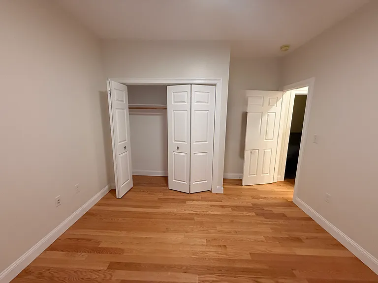 29 Queensberry Street — Photo 10