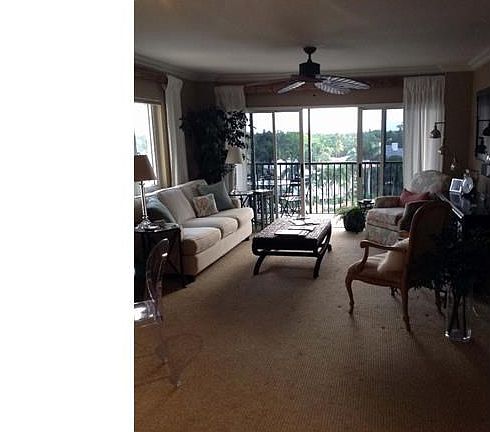3rd image of 2170 Gulf Shore Blvd N