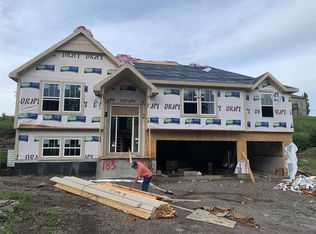 4926 Park Ridge Dr, Independence, MO 64015