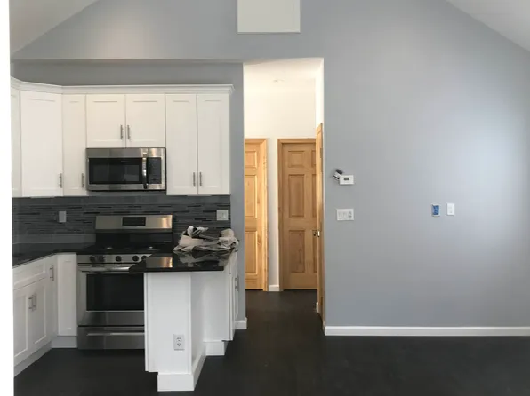 34 Marvin Street image 10 of 21