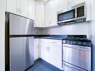 Rented by City Connections Realty