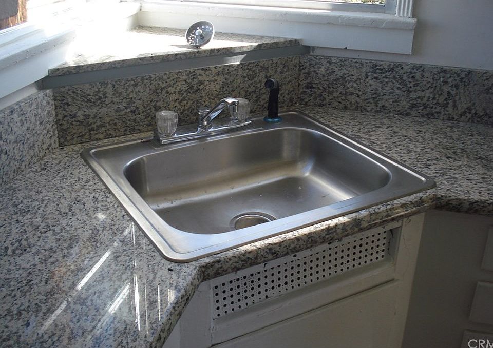 1st image of 6104 1/2 Brynhurst Ave