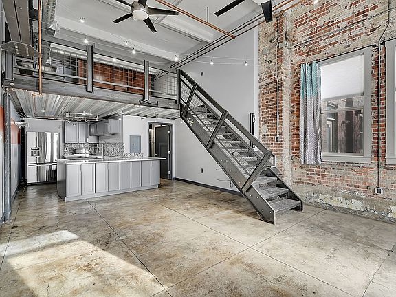 5th image of 1111 N Osage St Unit 30