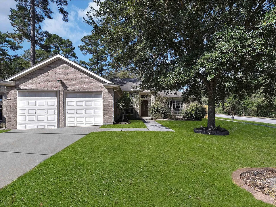 27186 Kings Manor Dr S