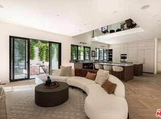 4624 Balboa Ave, Encino, CA 91316