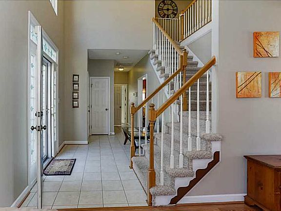 2nd image of 6708 Glasgow St