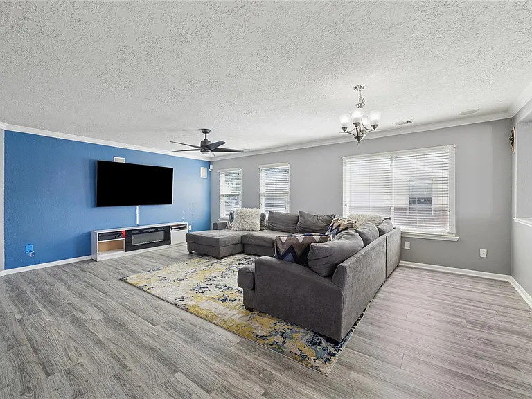 12223 Windsor Bay Ct — Photo 5