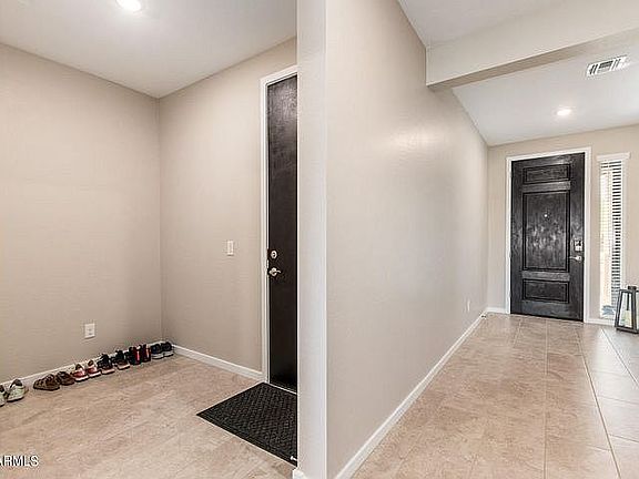 3rd image of 18540 W Alice Ave