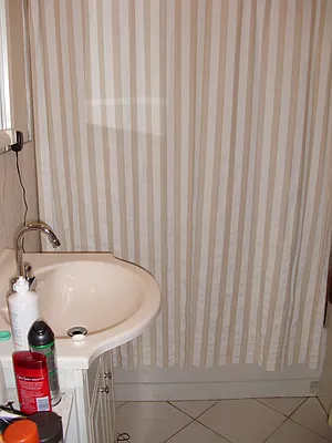 Rented by Nooklyn NYC LLC | media 12