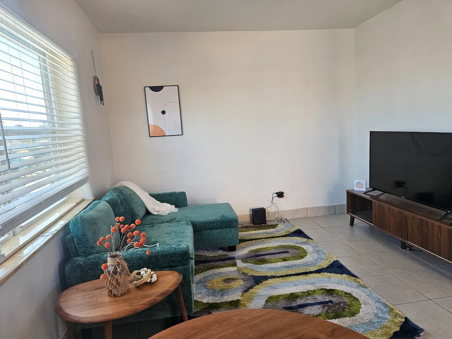 1 bed, $1,375 — Photo 2