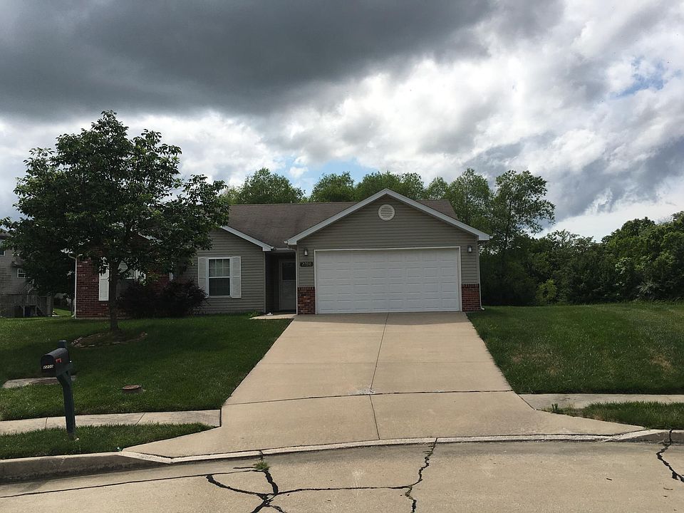 1st image of 2205 Bay Brook Dr