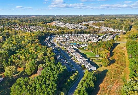 5th image of 147 Goorawing Ln