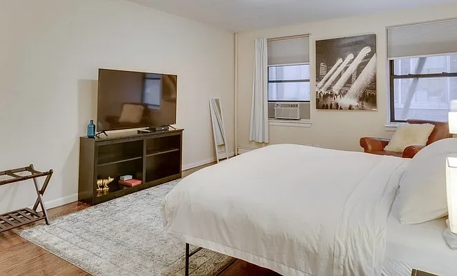 Rented by Douglas Elliman | media 30