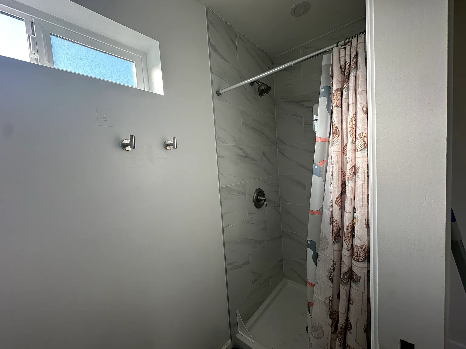 Studio, 240 sqft, $1,100 — Photo 4