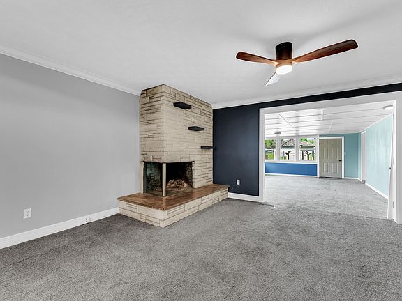 3rd image of 4855 S Tujunga Drive